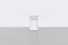 Load image into Gallery viewer, Totem Slim Rolling Pedestal